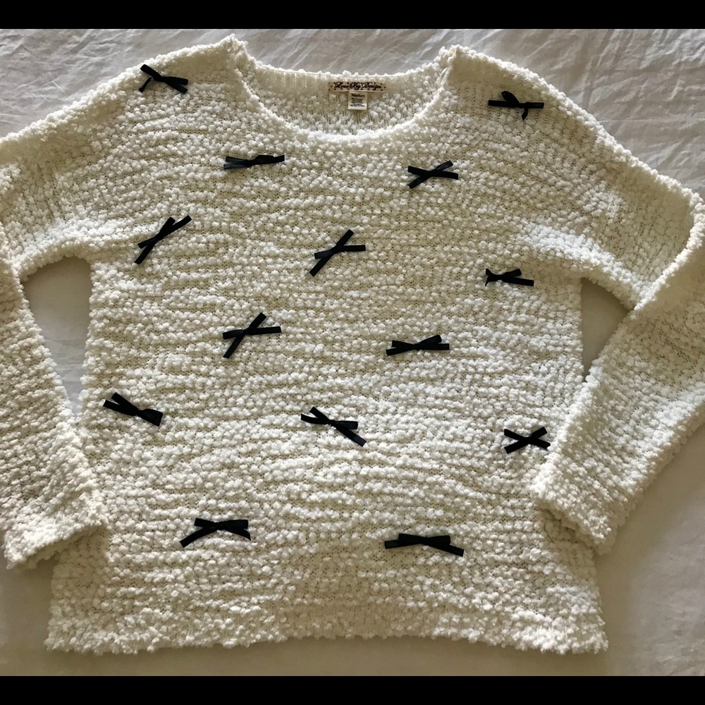 Women’s sweater